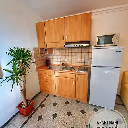 Tomic 2 Apartman