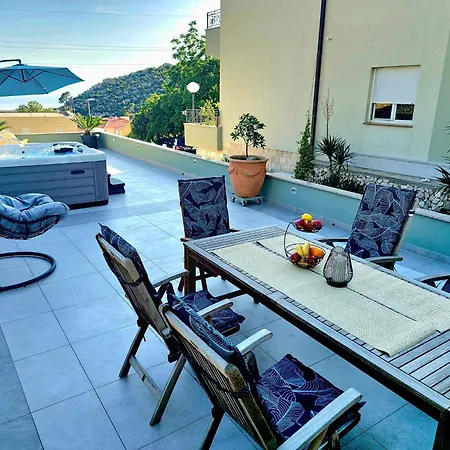 Apartament Tomic 2