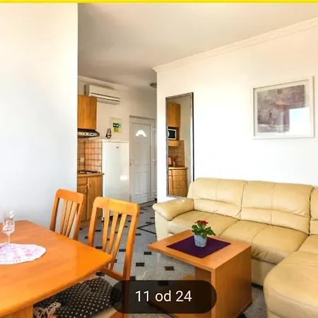Tomic 2 Apartament