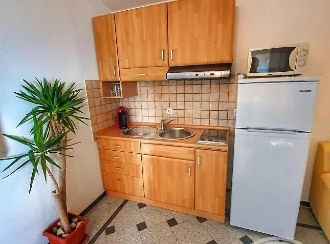Tomic 2 Apartment
