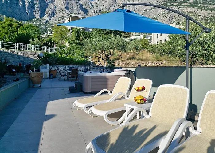 Apartment Tomic 2 *