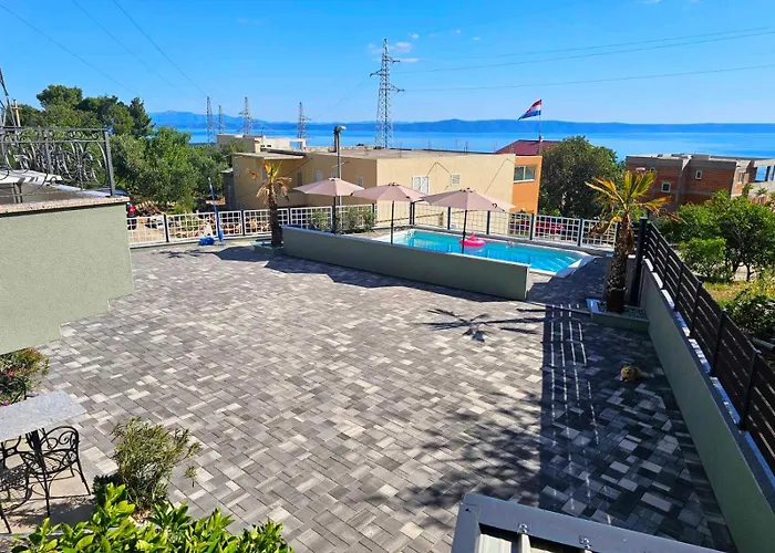 Tomic 2 Apartment Makarska